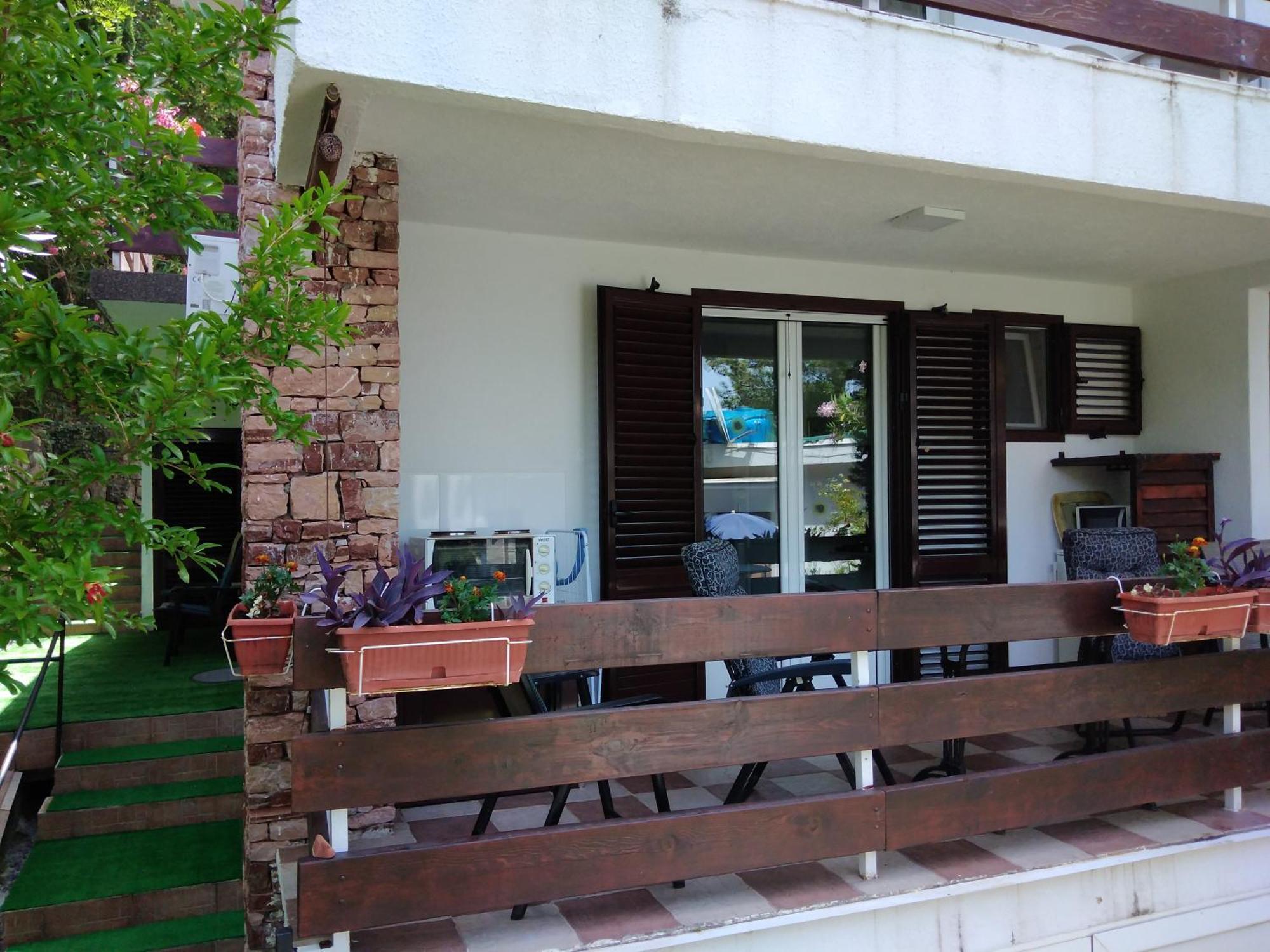 Bg Apartman Sutomore Exterior photo